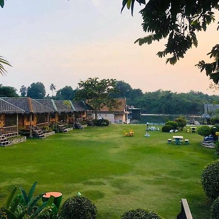 Bamboo House Resort Kanchanaburi by Eksteriør bilde