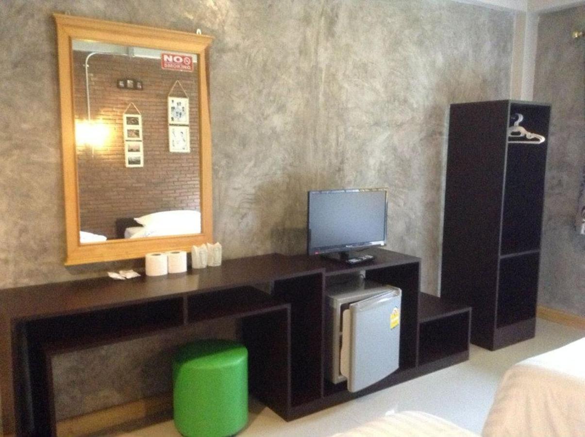 Bamboo House Resort Kanchanaburi by Rom bilde