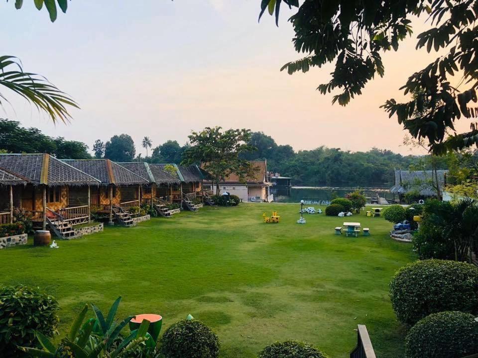 Bamboo House Resort Kanchanaburi by Eksteriør bilde